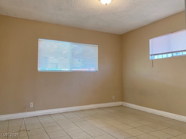 Building Photo - 2204 Isabelle Ave