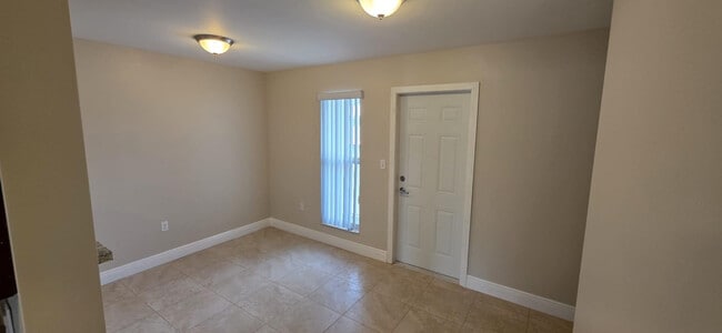 Primary Photo - 1940 NW 4th Ct