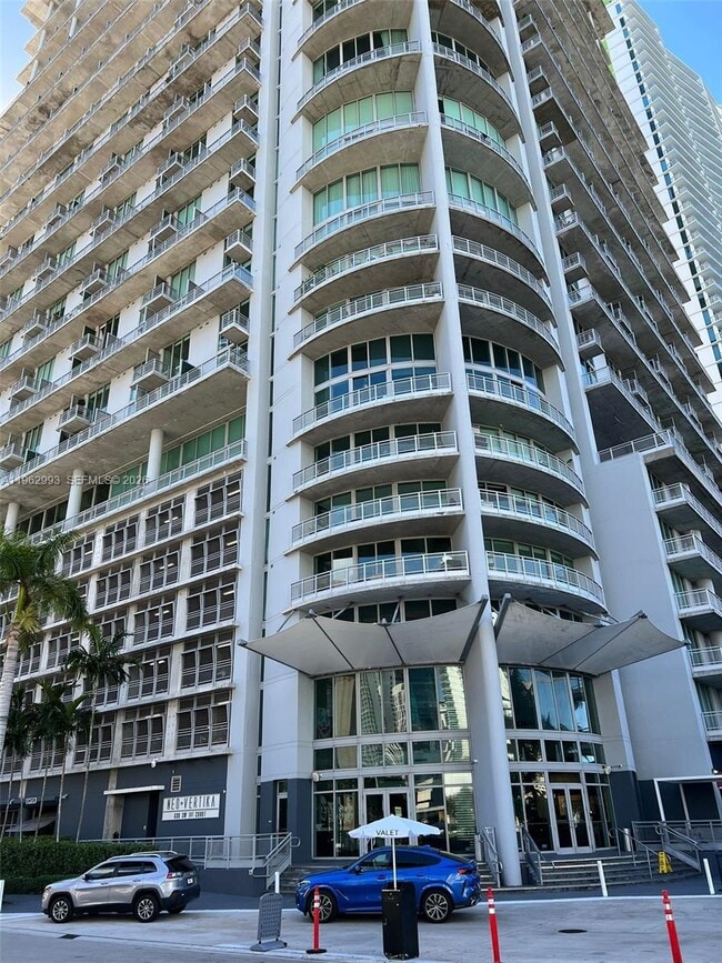 Building Photo - 690 SW 1st Ct