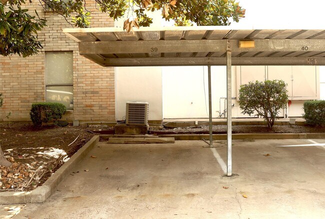 Building Photo - 7900 N Stadium Dr