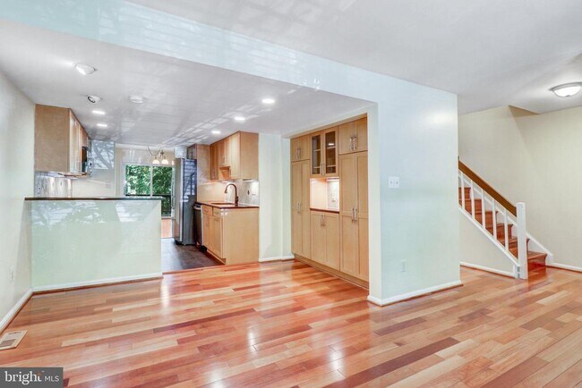 Building Photo - 5707 Waters Edge Landing Court