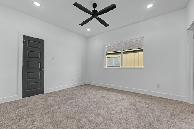 Building Photo - 3011 Alpha Wolf Ct