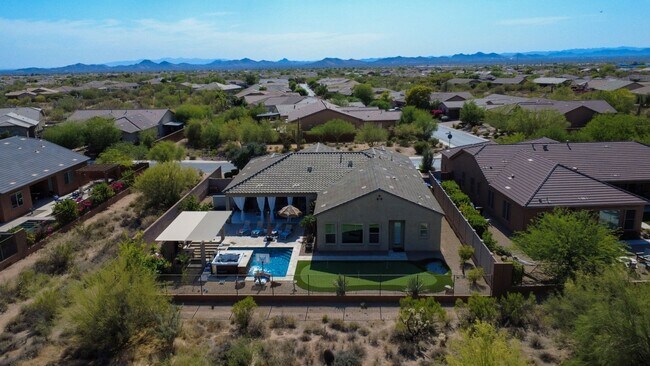 Building Photo - Spacious 4BR House in Cave Creek