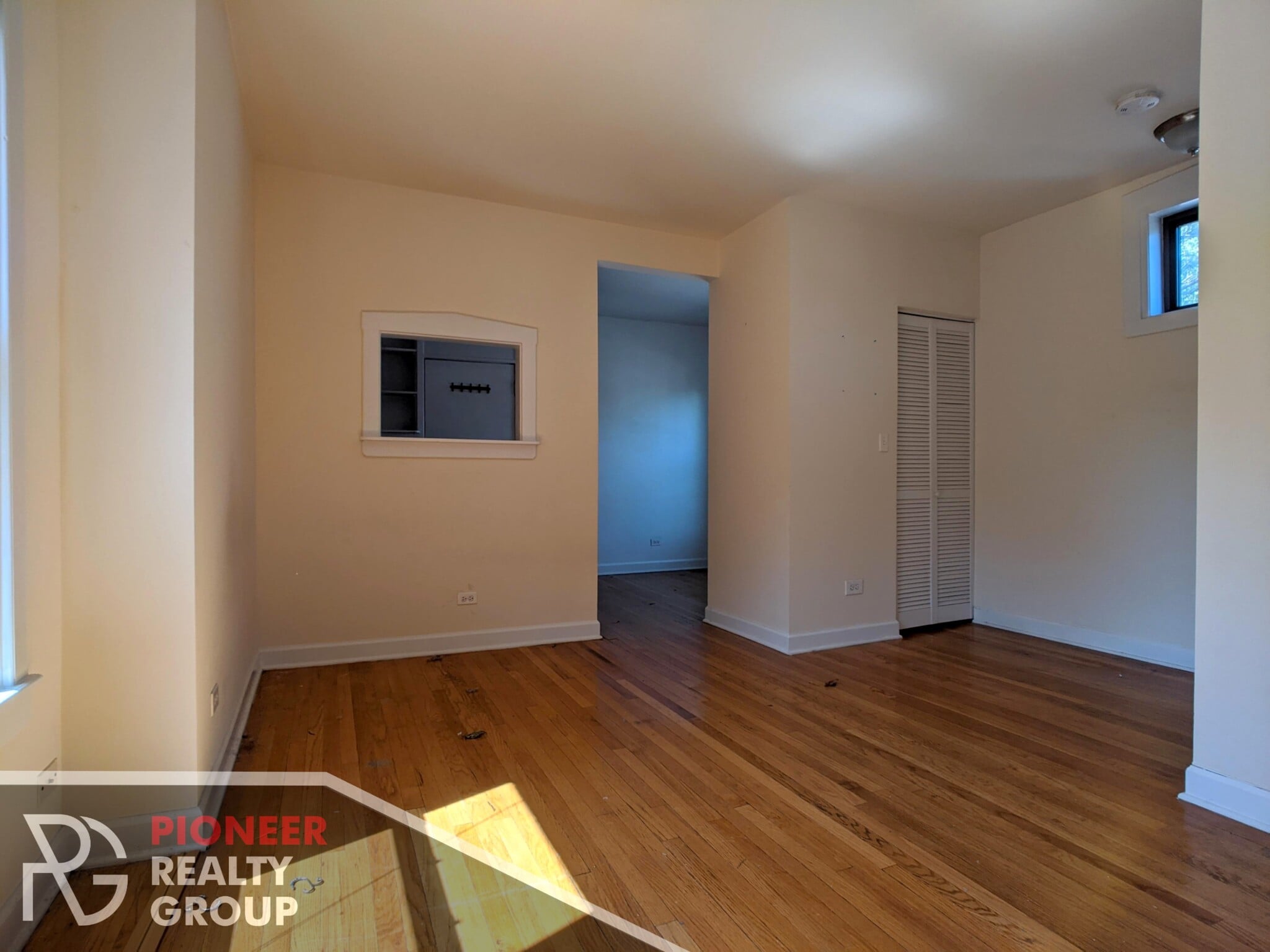 Building Photo - 2648 N Spaulding Ave