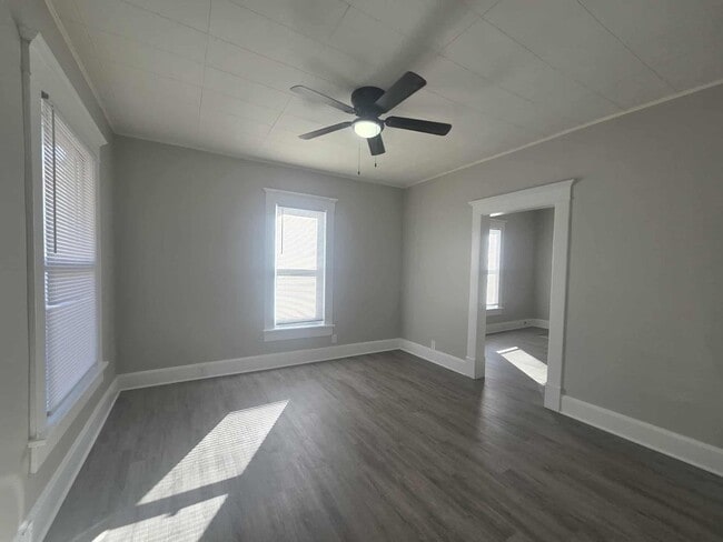 Building Photo - Updated home for a Great Price!