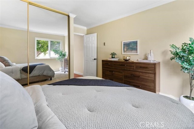 Building Photo - 2401 Via Mariposa W