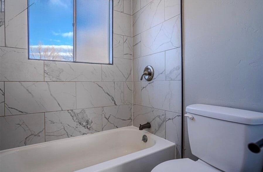 Building Photo - 4318 Wendy Ct