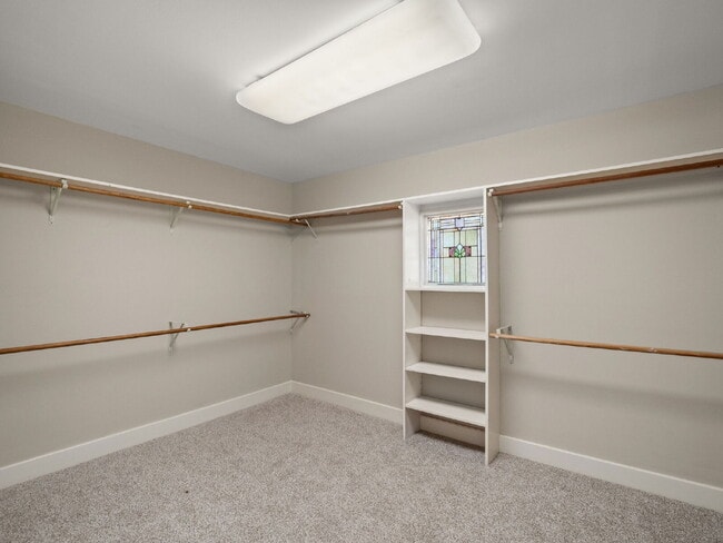 Building Photo - Enchanting 4-bedroom, 3-bathroom Extended ...