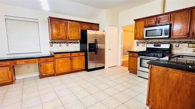 Building Photo - 10614 Desert Springs Cir