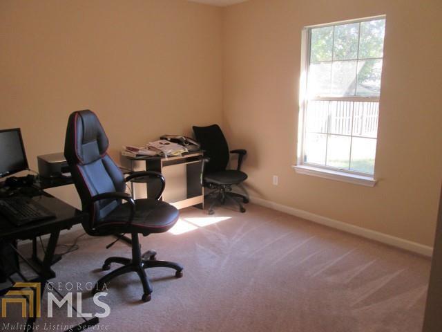 Building Photo - 301 Royal Pines Way