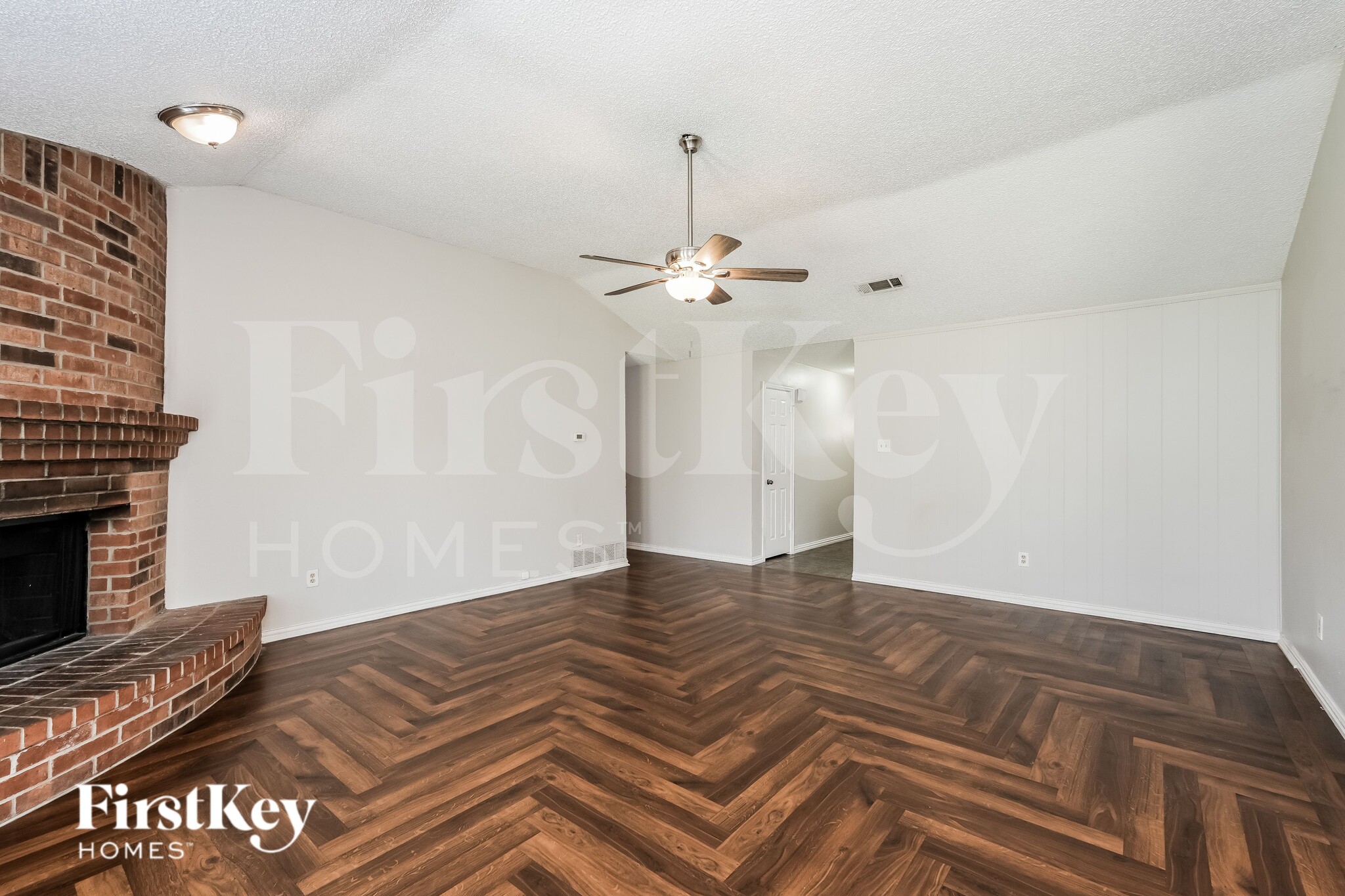 Building Photo - 4121 Gentle Springs Dr