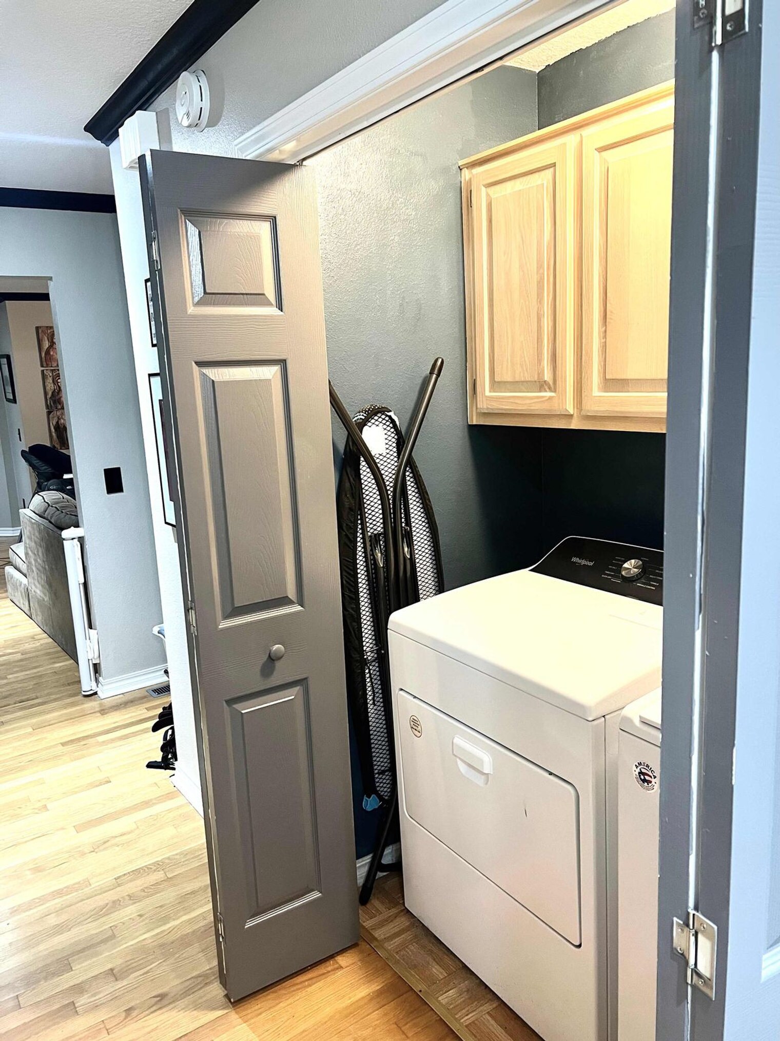 Building Photo - 1072 Valley View Dr