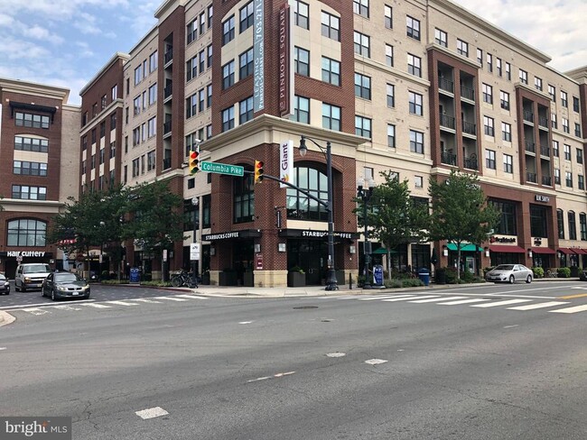 Building Photo - 1208 S Cleveland St