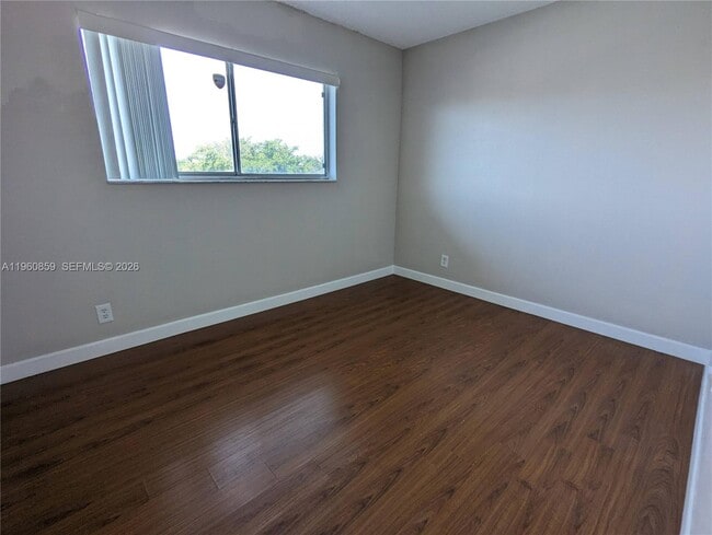 Building Photo - 8540 N Sherman Cir