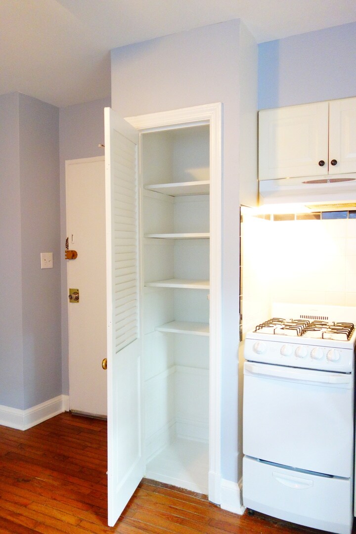 Building Photo - 311 Domer Ave