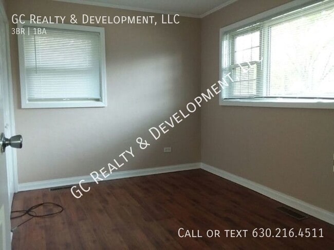 Building Photo - ***PARK FOREST / SINGLE FAMILY HOME  / 3 B...