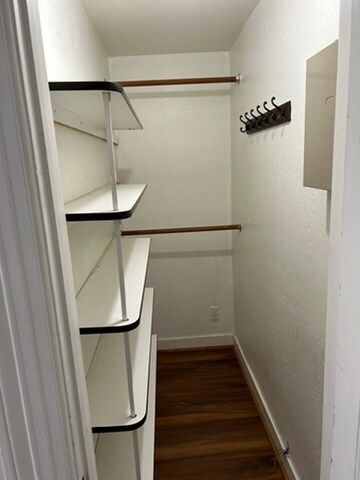 Building Photo - 125 W Cedar St