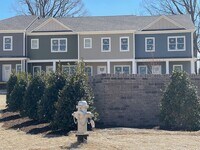 Building Photo - The Summit Townhome Community In Blacksburg