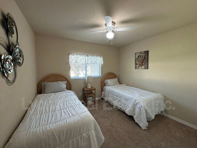 Building Photo - 2202 SE 8th St