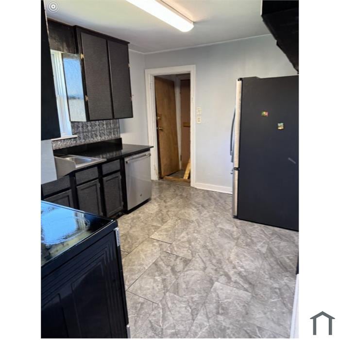 Building Photo - 7316 Park Dr