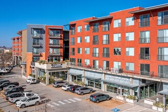 Building Photo - Sylvan Thirty