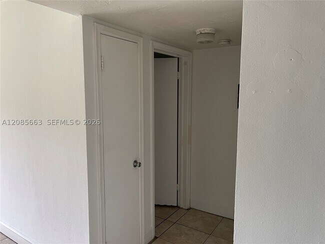 Building Photo - 7487 SW 82nd St
