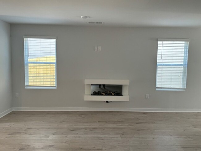 Building Photo - Available Rental!! New Construction!! 3 be...