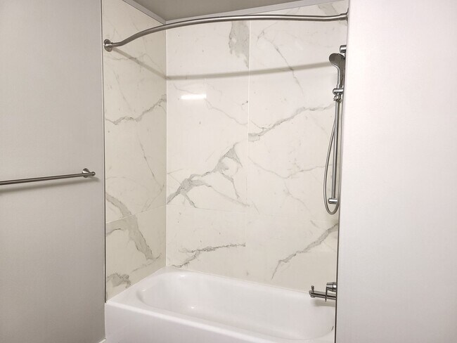 Building Photo - Mira Flats unit #324 Contemporary Open 1Bd...