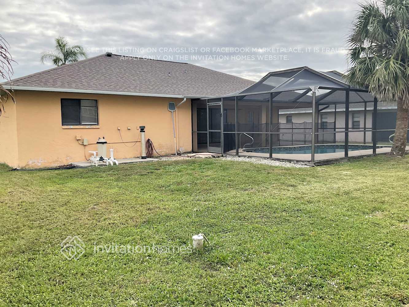 Building Photo - 215 SE 19th Terrace