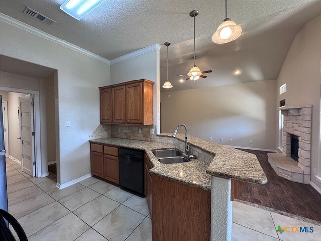 Building Photo - 2536 Mugho Dr