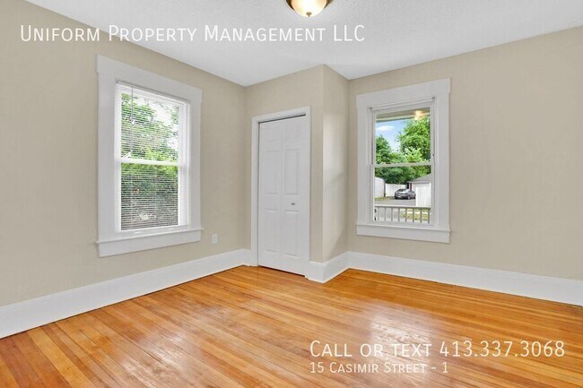 Building Photo - 15 Casimir St