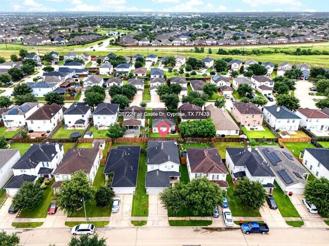 Building Photo - 20722 Fair Castle Dr