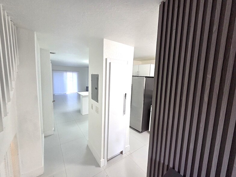 Building Photo - 19504 SW 103rd Ct