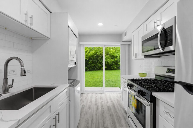Building Photo - 224 E Rimini Ct