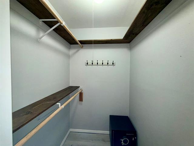 Building Photo - 901 Gregory Ave