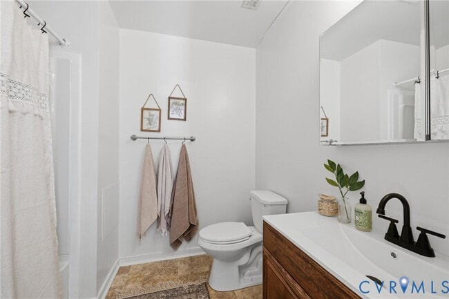 Building Photo - 1040 Springside Ct