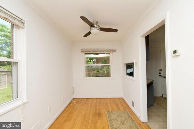 Building Photo - 5715 Fenwick Dr