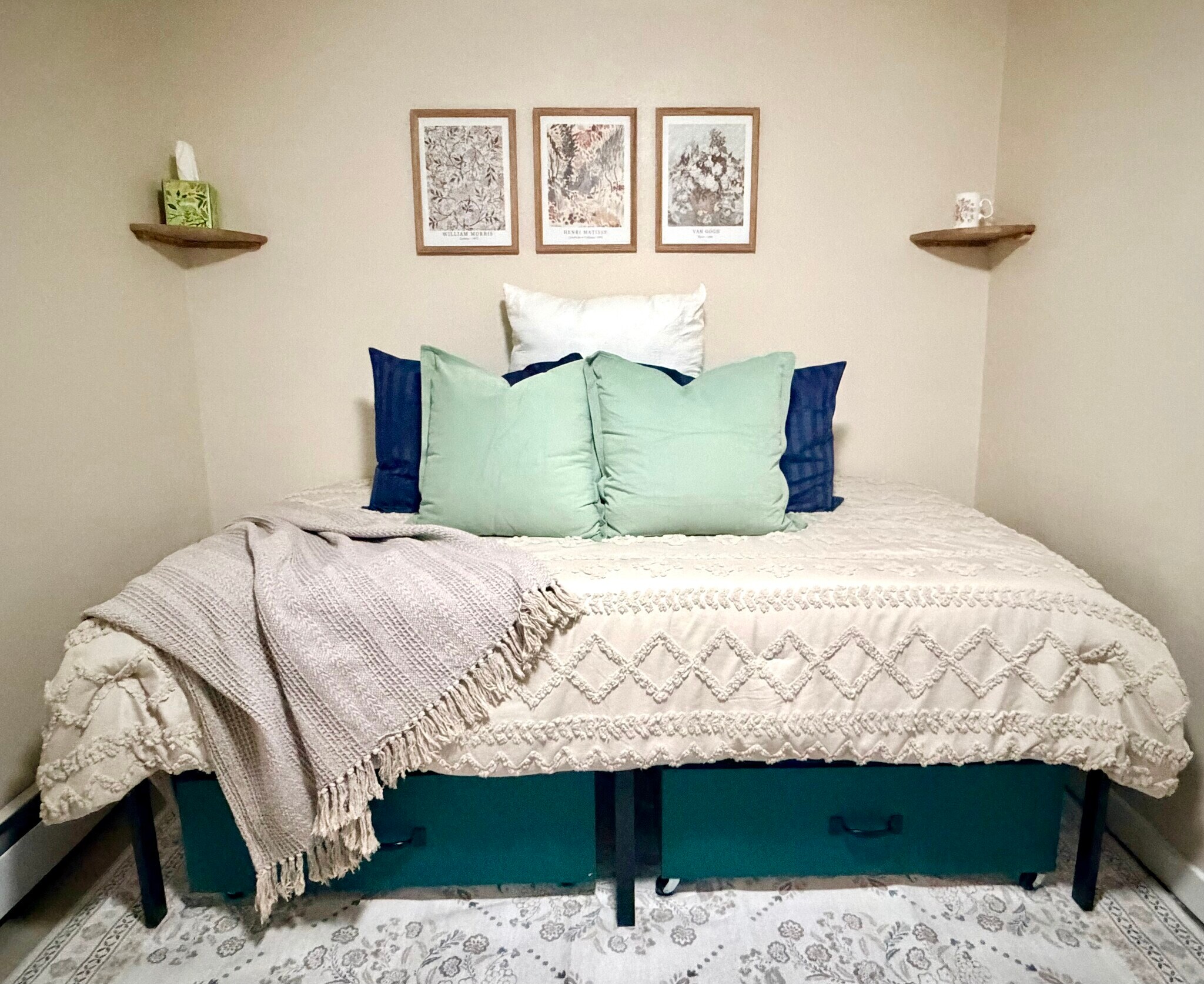 Building Photo - 701 Cedar St