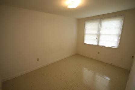Building Photo - 2315 Rose Dr