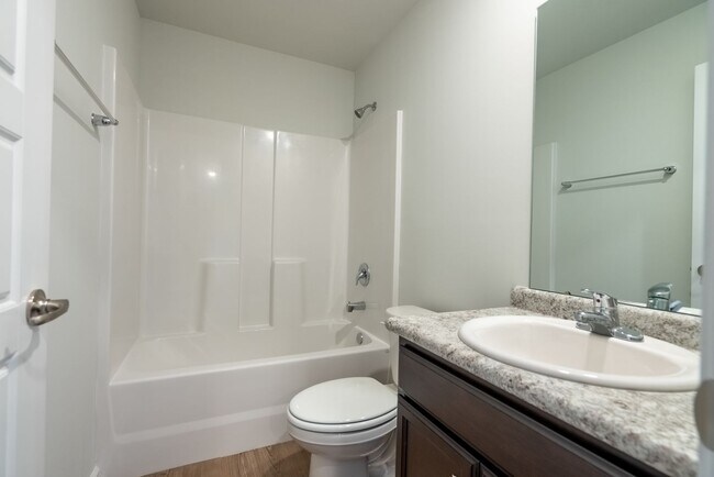 Building Photo - Oglethorpe Landing