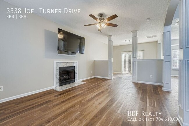 Building Photo - 3538 Joel Turner Dr