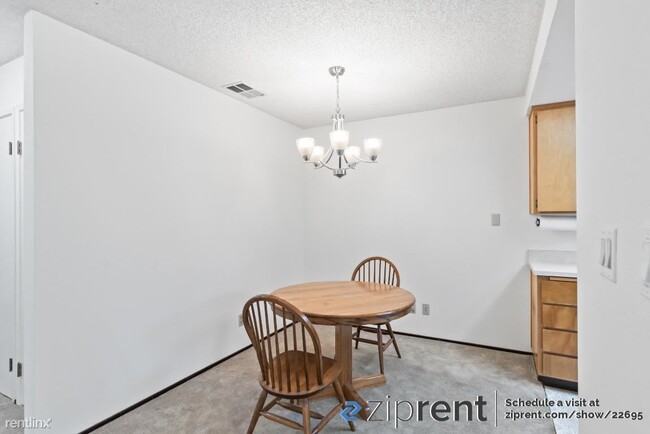 Building Photo - 2 br, 2 bath Condo - 516 Shadowgraph Drive...