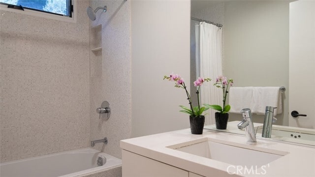 Building Photo - 13501 Bayliss Rd