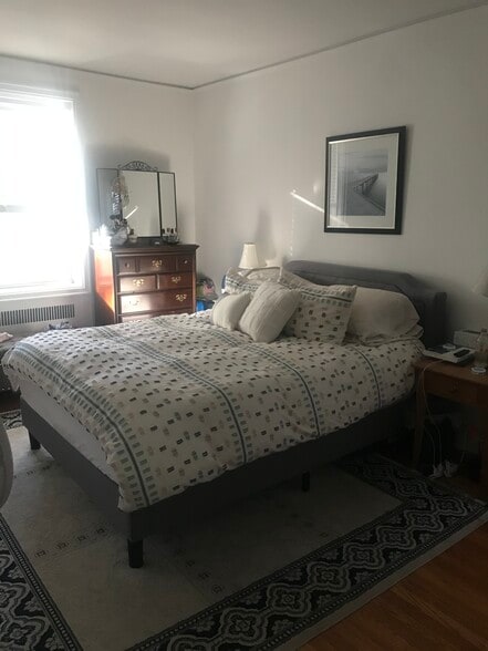 Building Photo - 314 Larchmont Acres