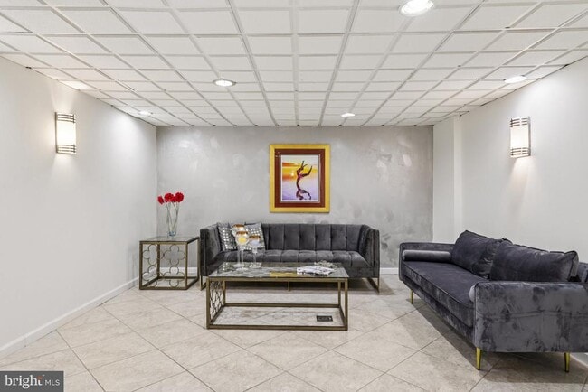 Building Photo - 5301 Goldsboro Rd