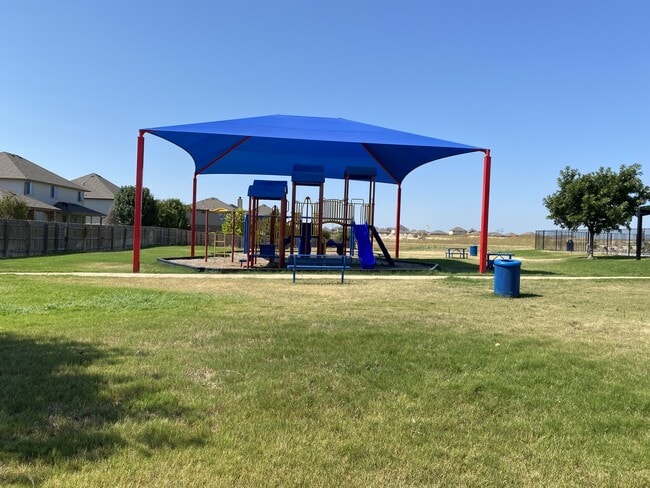 Building Photo - 8302 Pleasant Trail Dr