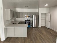 Building Photo - BELMONT #243 (PRIVATE) #XN8226764