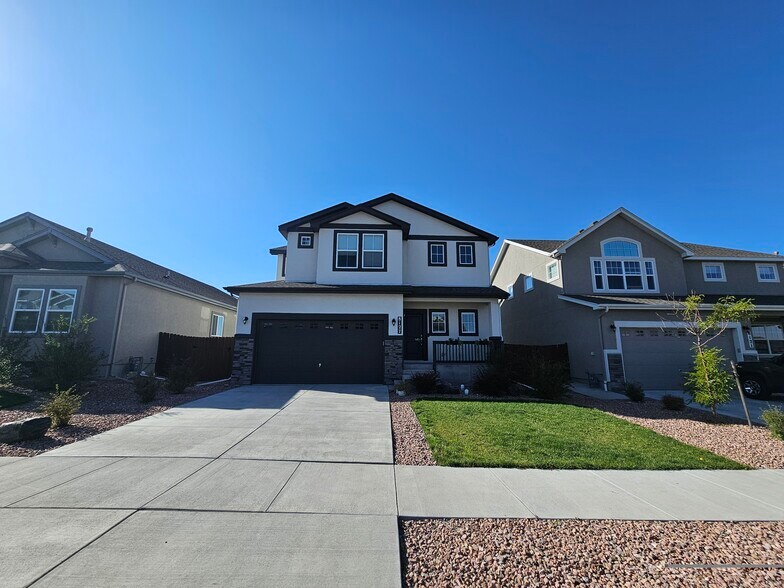 Building Photo - 8127 Burl Wood Dr