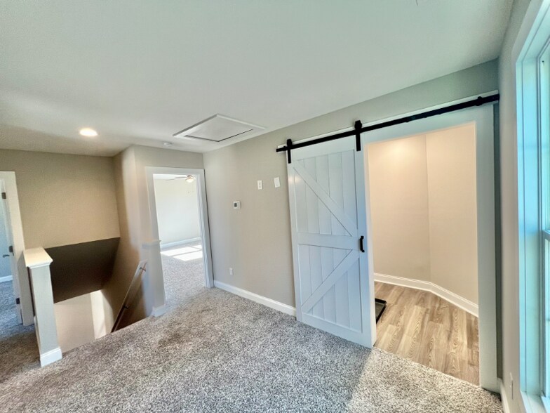 Building Photo - 2530 Snow Creek Rd NE