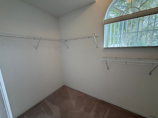 Building Photo - Charming 3-Bedroom Home in Broadmoor – Move-In Ready!